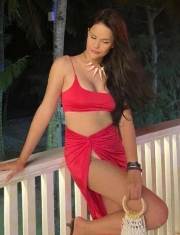 ROSE TAYLOR — an escort for massage in Singapore