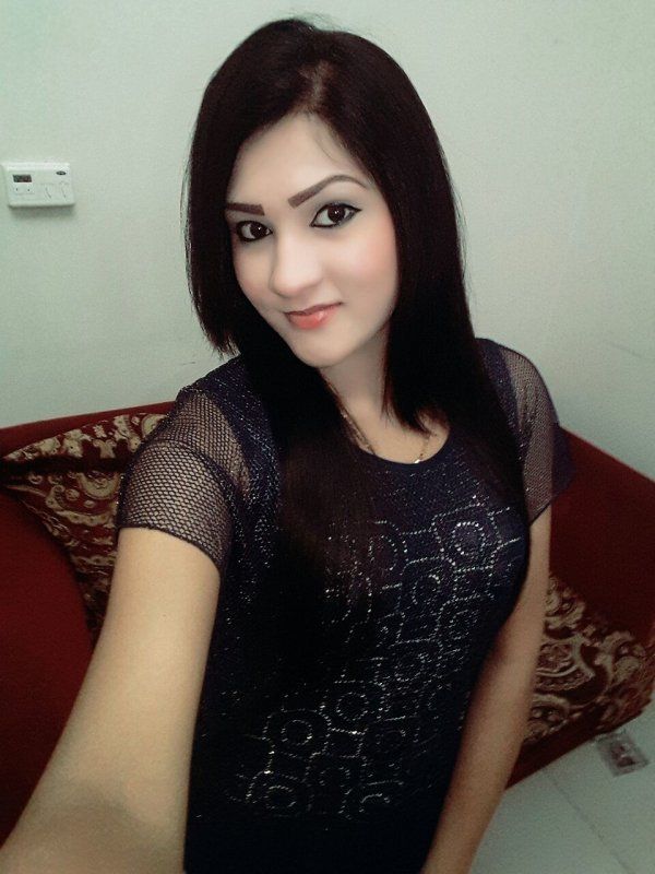 Sneha +601131449688 provides sex service in Singapore for SGD 350