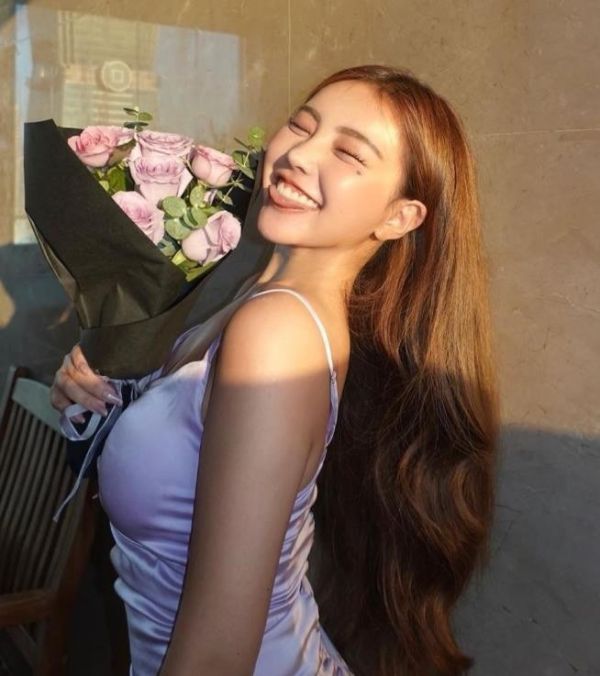 Happy massage from massage girl Honey (weight 48 kg, height 162 cm)